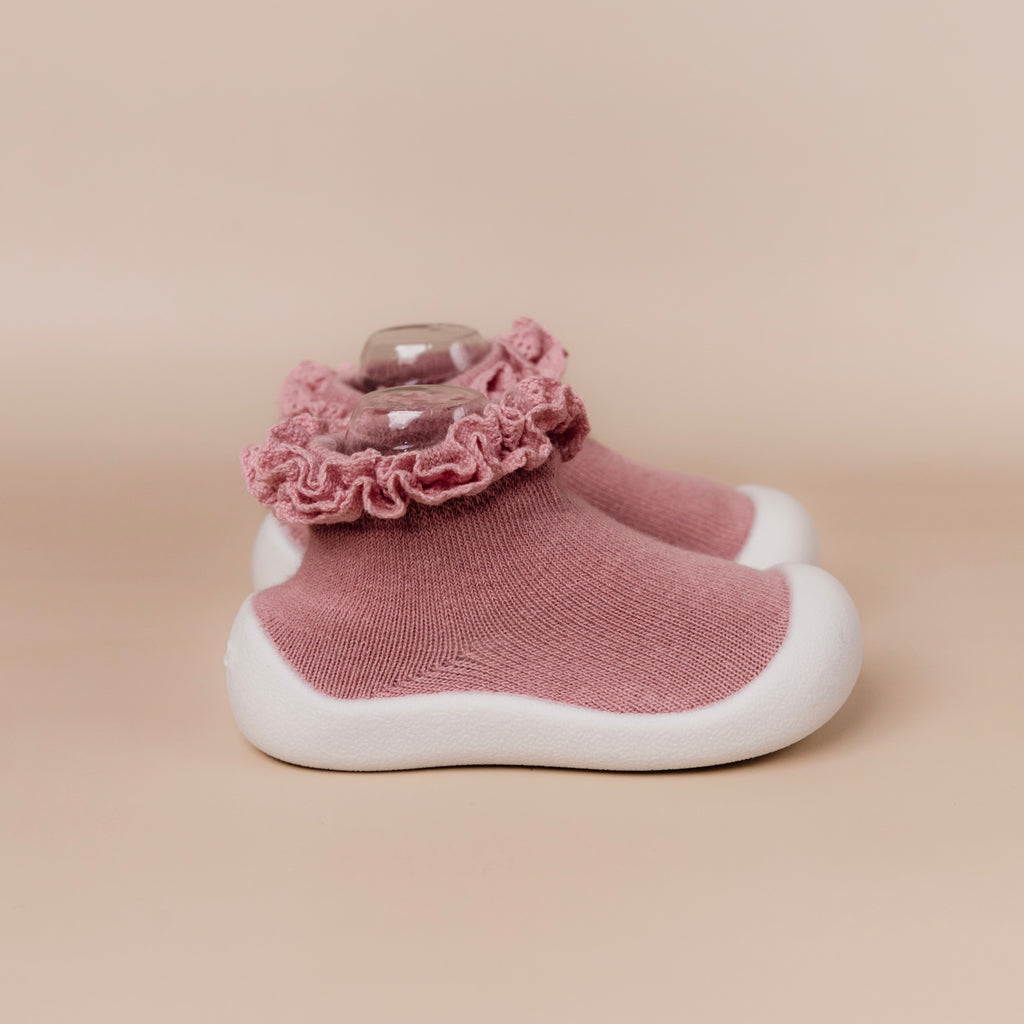Dusty Pink Lace Sock Shoes – Tiny Toes